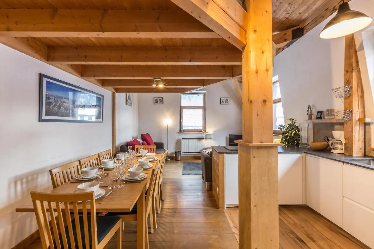 Apartment Vila 2 - Charming 2 Bedroom Haven In Chamonix