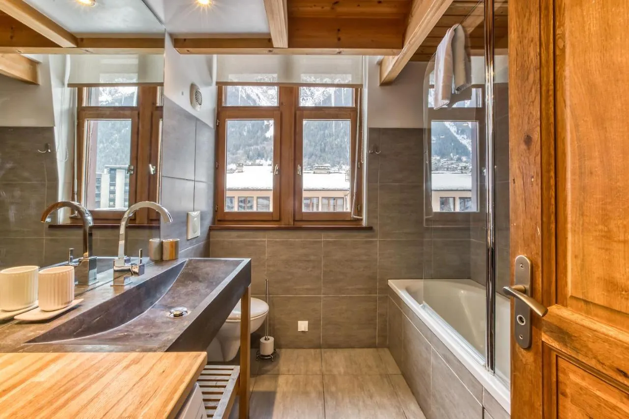 Apartment Vila 2 - Charming 2 Bedroom Haven In Chamonix 0*,