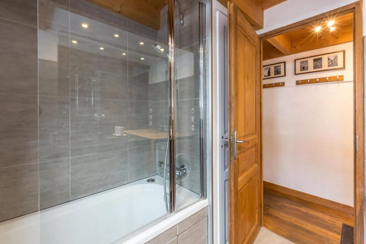 Apartment Vila 2 - Charming 2 Bedroom Haven In Chamonix 0*,  Francja